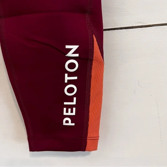 Peloton Move Rib Insert Leggings. Size Small. NWT - Picture 4 of 12